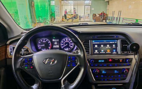 Hyundai Sonata VII, 2015 год, 1 500 000 рублей, 2 фотография