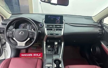 Lexus NX I, 2021 год, 3 700 000 рублей, 6 фотография