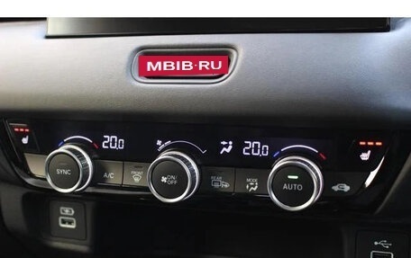 Honda Vezel, 2022 год, 2 600 000 рублей, 11 фотография