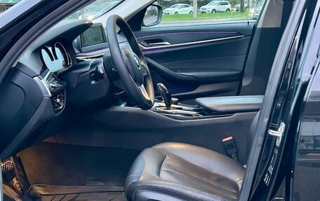 BMW 5 серия, 2018 год, 2 100 000 рублей, 10 фотография