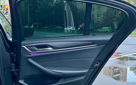 BMW 5 серия, 2018 год, 2 100 000 рублей, 13 фотография