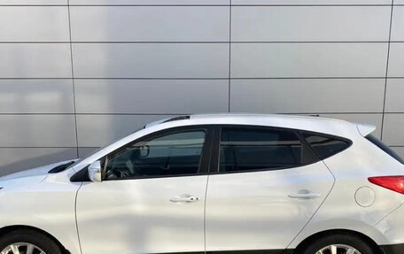 Hyundai ix35 I рестайлинг, 2010 год, 1 150 000 рублей, 3 фотография
