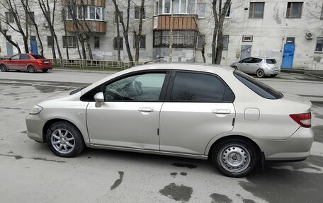 Honda Fit Aria, 2002 год, 350 000 рублей, 7 фотография