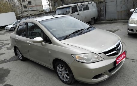 Honda Fit Aria, 2002 год, 350 000 рублей, 3 фотография