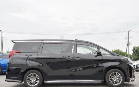 Toyota Alphard III, 2021 год, 4 211 123 рублей, 12 фотография