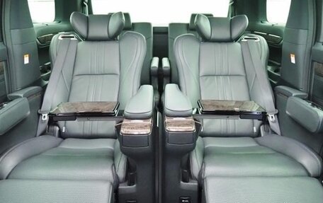 Toyota Alphard III, 2021 год, 4 211 123 рублей, 38 фотография