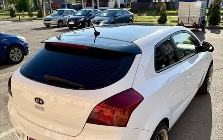 KIA cee'd I рестайлинг, 2009 год, 680 000 рублей, 4 фотография