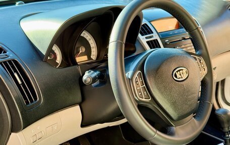 KIA cee'd I рестайлинг, 2009 год, 680 000 рублей, 17 фотография