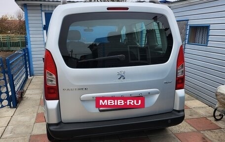 Peugeot Partner II рестайлинг 2, 2010 год, 600 000 рублей, 5 фотография