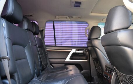 Toyota Land Cruiser 200, 2015 год, 5 490 000 рублей, 26 фотография