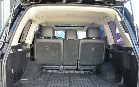 Toyota Land Cruiser 200, 2015 год, 5 490 000 рублей, 36 фотография
