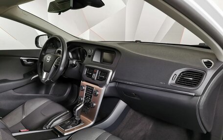 Volvo V40 II рестайлинг, 2015 год, 1 455 000 рублей, 9 фотография