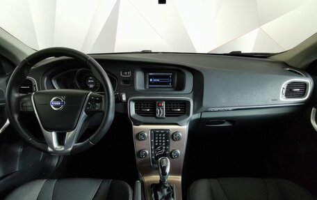 Volvo V40 II рестайлинг, 2015 год, 1 455 000 рублей, 10 фотография