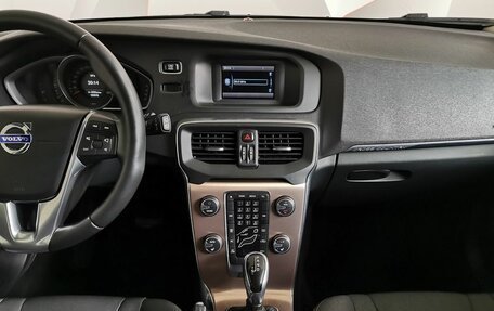Volvo V40 II рестайлинг, 2015 год, 1 455 000 рублей, 11 фотография