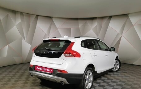 Volvo V40 II рестайлинг, 2015 год, 1 455 000 рублей, 2 фотография