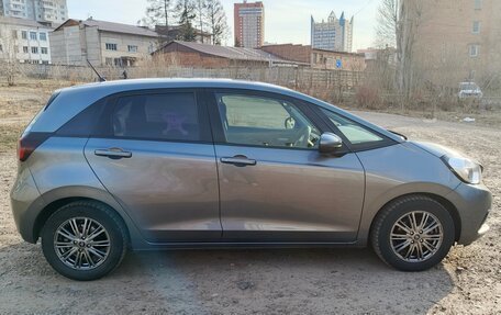 Honda Fit, 2020 год, 1 290 000 рублей, 7 фотография