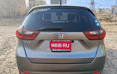 Honda Fit, 2020 год, 1 290 000 рублей, 5 фотография