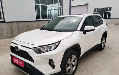 Toyota RAV4, 2021 год, 2 655 000 рублей, 1 фотография