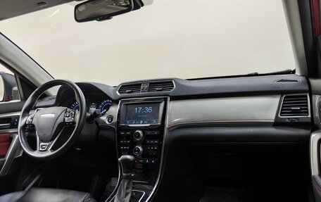 Haval H2, 2018 год, 1 094 000 рублей, 13 фотография