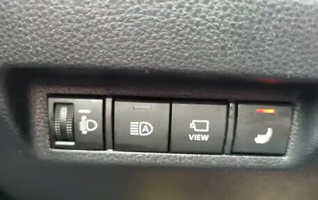 Toyota RAV4, 2021 год, 2 655 000 рублей, 14 фотография
