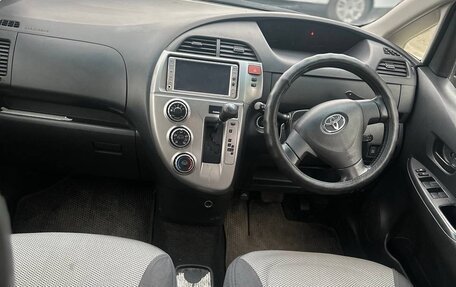 Toyota Ractis I, 2007 год, 650 000 рублей, 9 фотография