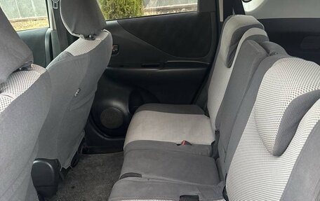 Toyota Ractis I, 2007 год, 650 000 рублей, 6 фотография