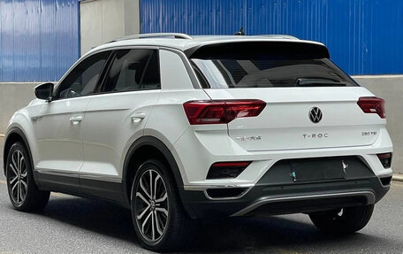 Volkswagen T-Roc I, 2021 год, 1 499 123 рублей, 4 фотография