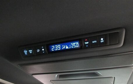Toyota Alphard III, 2021 год, 4 290 000 рублей, 12 фотография
