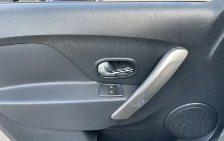 Renault Logan II, 2020 год, 1 074 000 рублей, 18 фотография