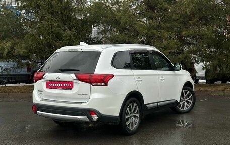 Mitsubishi Outlander III рестайлинг 3, 2018 год, 1 329 000 рублей, 6 фотография