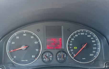 Volkswagen Golf Plus I, 2005 год, 400 000 рублей, 10 фотография