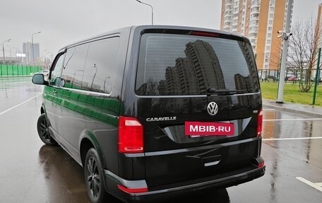 Volkswagen Caravelle T6 рестайлинг, 2016 год, 2 200 000 рублей, 10 фотография