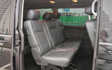 Volkswagen Caravelle T6 рестайлинг, 2016 год, 2 200 000 рублей, 25 фотография