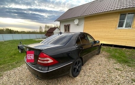 Mercedes-Benz C-Класс, 2005 год, 800 000 рублей, 13 фотография