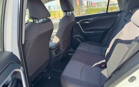 Toyota RAV4, 2020 год, 3 149 000 рублей, 18 фотография