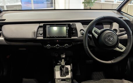Honda Fit, 2020 год, 1 500 000 рублей, 5 фотография