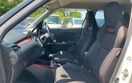Suzuki Swift V, 2018 год, 1 250 000 рублей, 11 фотография