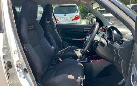 Suzuki Swift V, 2018 год, 1 250 000 рублей, 9 фотография