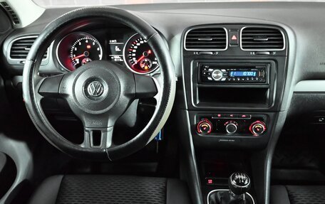 Volkswagen Golf VI, 2011 год, 945 000 рублей, 16 фотография