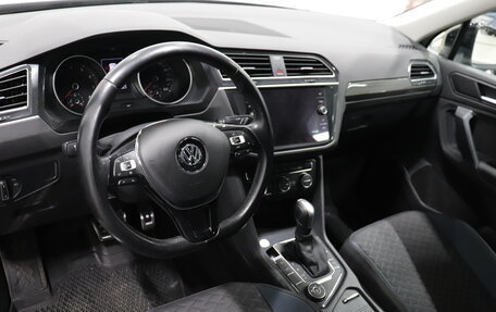 Volkswagen Tiguan II, 2020 год, 2 607 000 рублей, 9 фотография