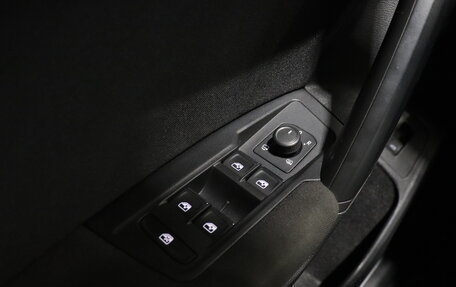 Volkswagen Tiguan II, 2020 год, 2 607 000 рублей, 14 фотография