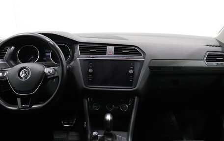 Volkswagen Tiguan II, 2020 год, 2 607 000 рублей, 8 фотография