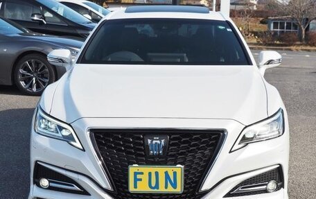 Toyota Crown, 2022 год, 3 270 000 рублей, 2 фотография
