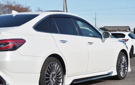 Toyota Crown, 2022 год, 3 270 000 рублей, 12 фотография