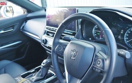 Toyota Crown, 2022 год, 3 270 000 рублей, 26 фотография