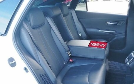 Toyota Crown, 2022 год, 3 270 000 рублей, 22 фотография