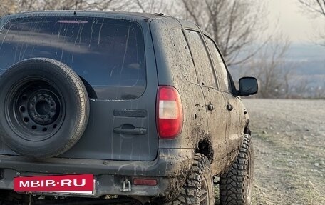 Chevrolet Niva I рестайлинг, 2004 год, 500 000 рублей, 2 фотография