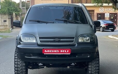 Chevrolet Niva I рестайлинг, 2004 год, 500 000 рублей, 7 фотография