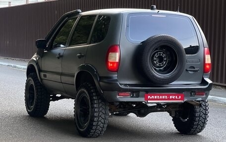 Chevrolet Niva I рестайлинг, 2004 год, 500 000 рублей, 9 фотография