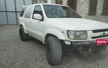 Nissan Terrano II рестайлинг, 1994 год, 399 000 рублей, 3 фотография